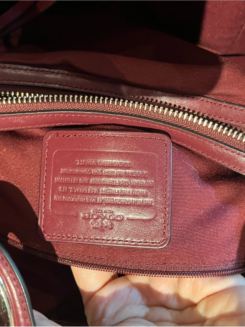 Coach Burgundy Leather Shoulder Bag with Silver Turn-Lock - Picture 3 of 10